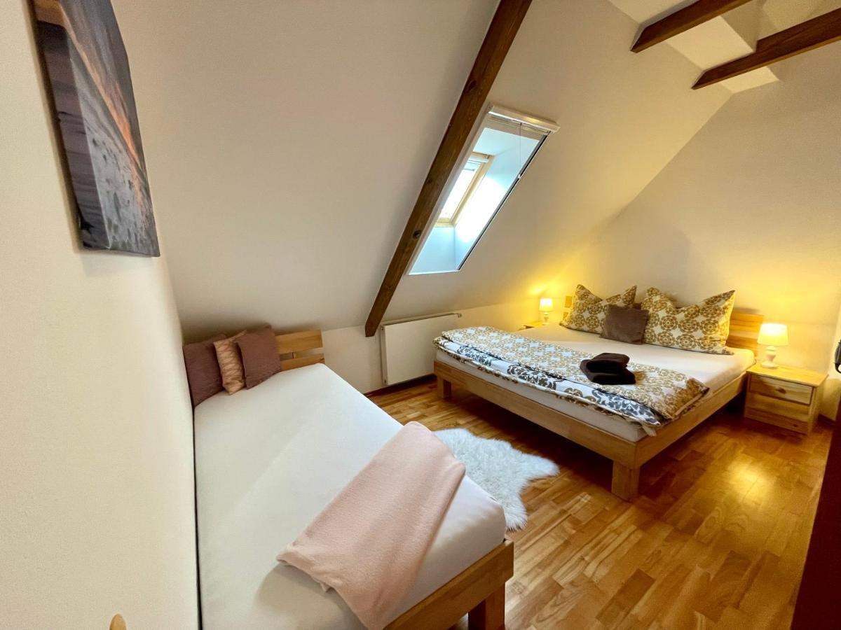 Historicky Dum U Lazni Apartment Trebon Luaran gambar